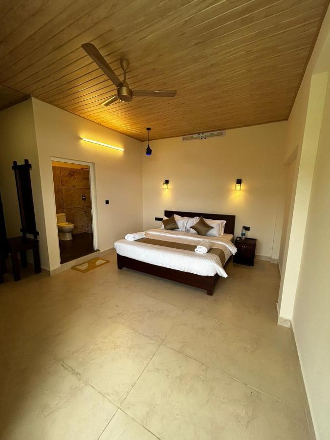 Kallar Vattiyar Wild Elephant Resort מראה חיצוני תמונה