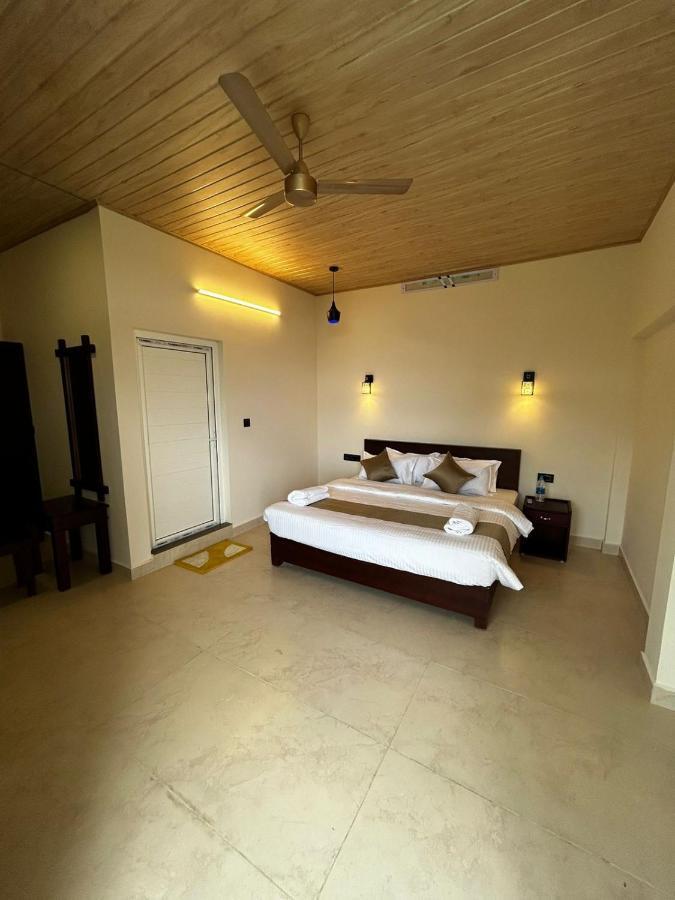 Kallar Vattiyar Wild Elephant Resort מראה חיצוני תמונה