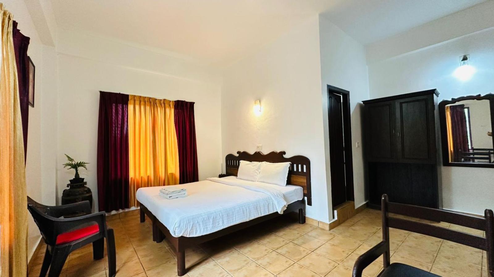 Kallar Vattiyar Wild Elephant Resort מראה חיצוני תמונה