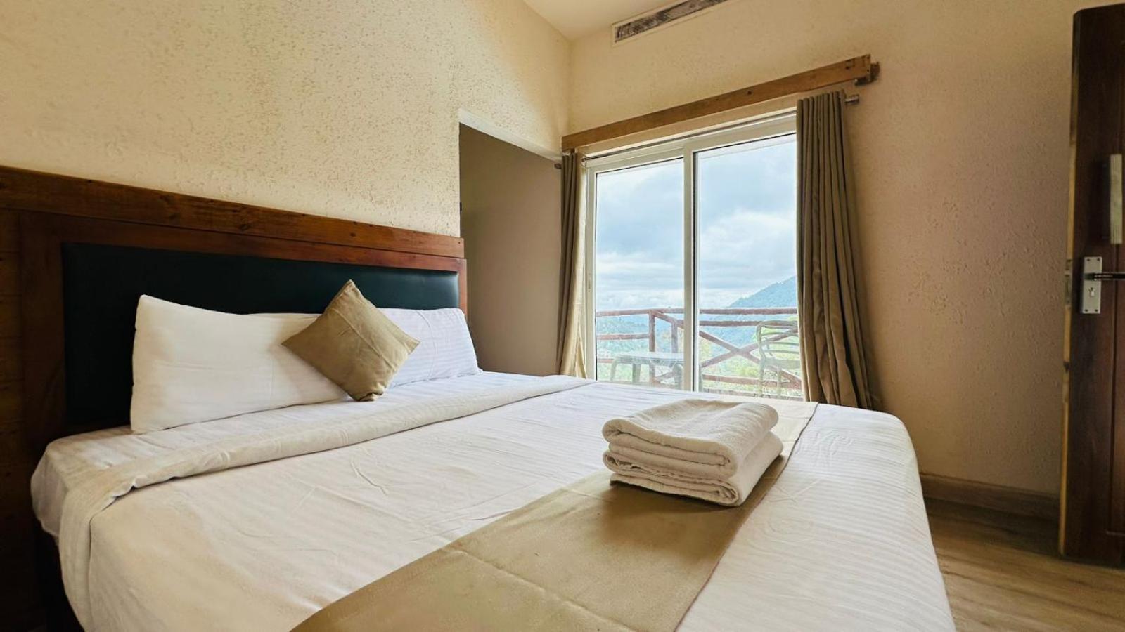 Kallar Vattiyar Wild Elephant Resort מראה חיצוני תמונה