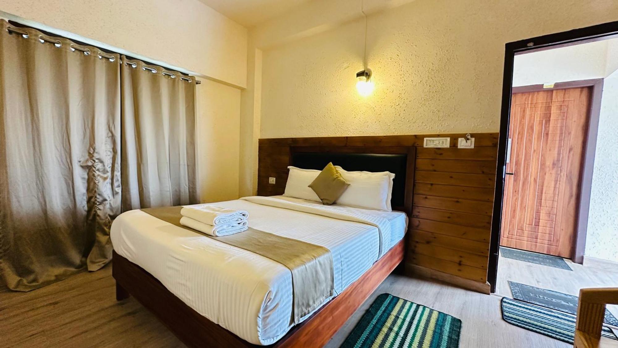 Kallar Vattiyar Wild Elephant Resort מראה חיצוני תמונה